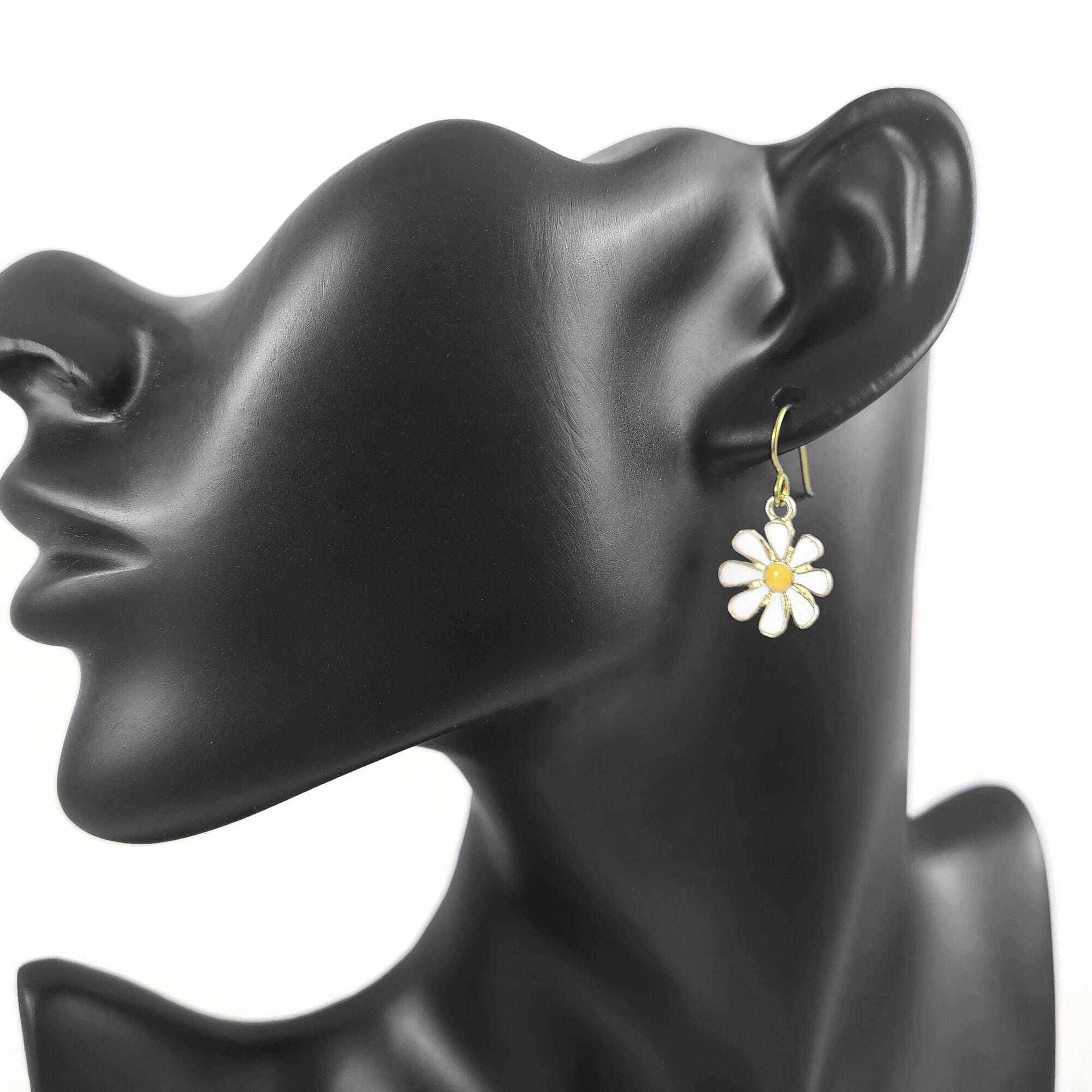 Cute daisy drop earrings, Hypoallergenic gold niobium for sensitive ears, Pure implant grade
