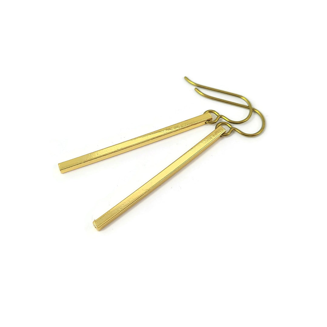 Gold minimalist rectangle niobium earrings