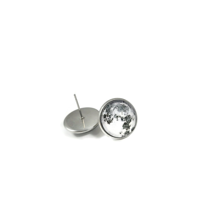 Full moon stud earrings