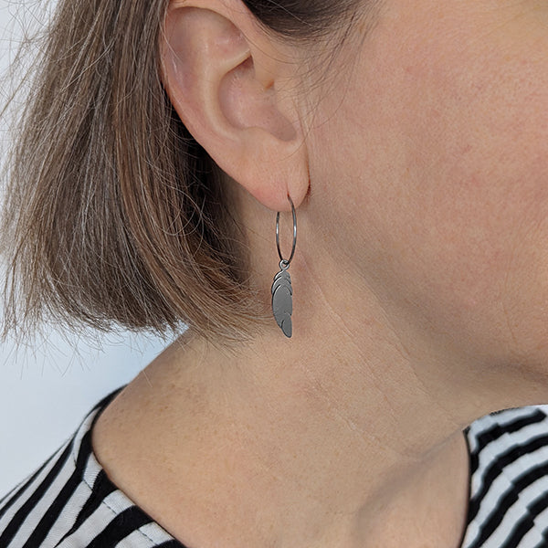 Feather titanium hoop earrings