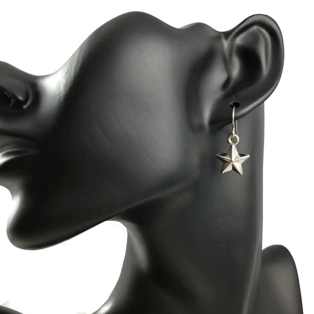 Boucles d'oreille étoile - Titane et acrylique 