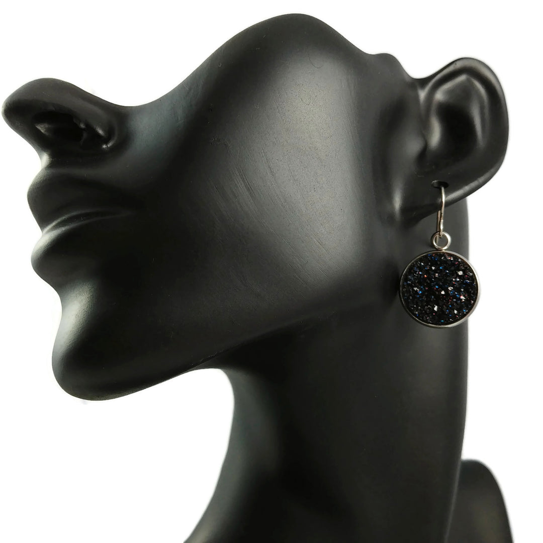 Boucle d'oreille pendentif druzy noir étoilé - Titane, acier inoxydable et acrylique