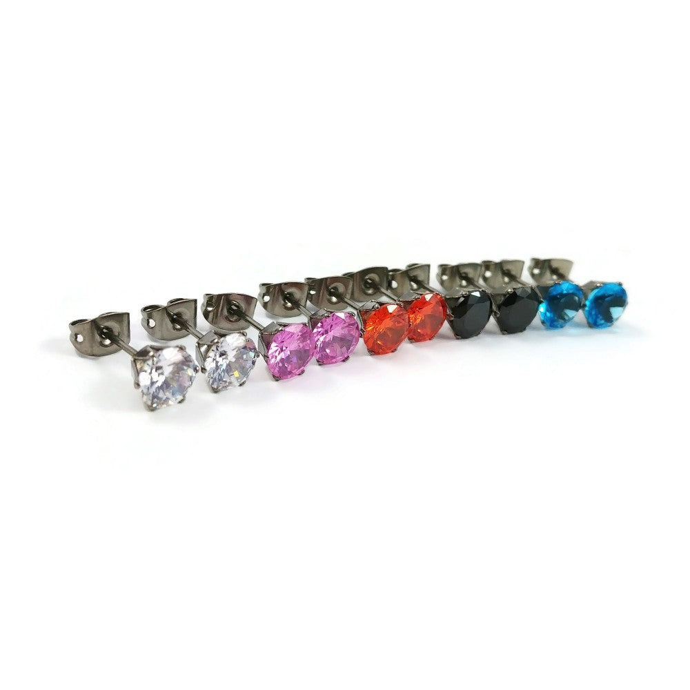 Zircon crystal titanium stud earrings