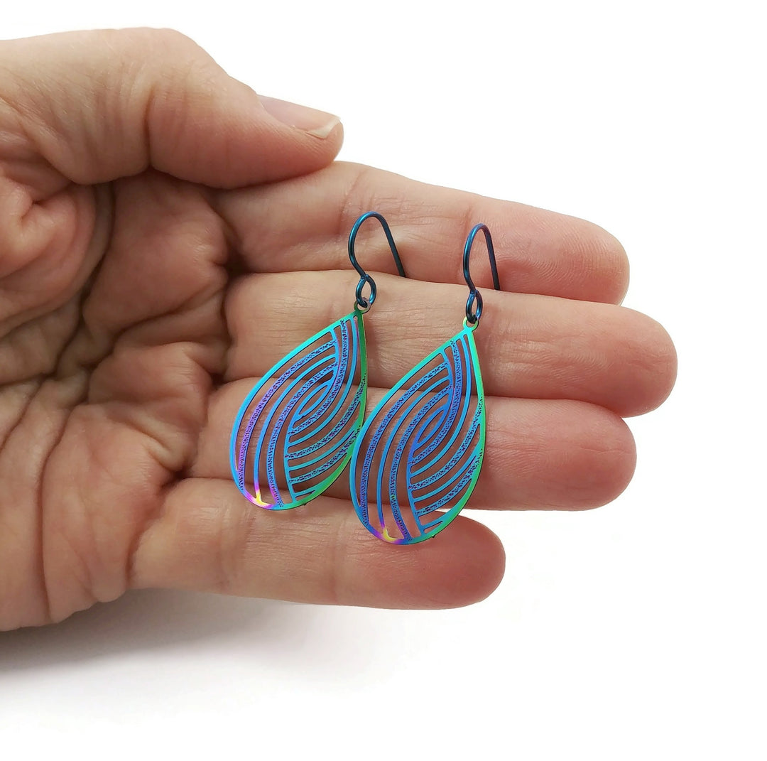 Rainbow filigree teardrop dangle niobium earrings - Hypoallergenic oval earrings