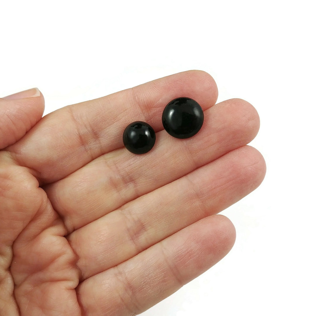 Black agate stud earrings