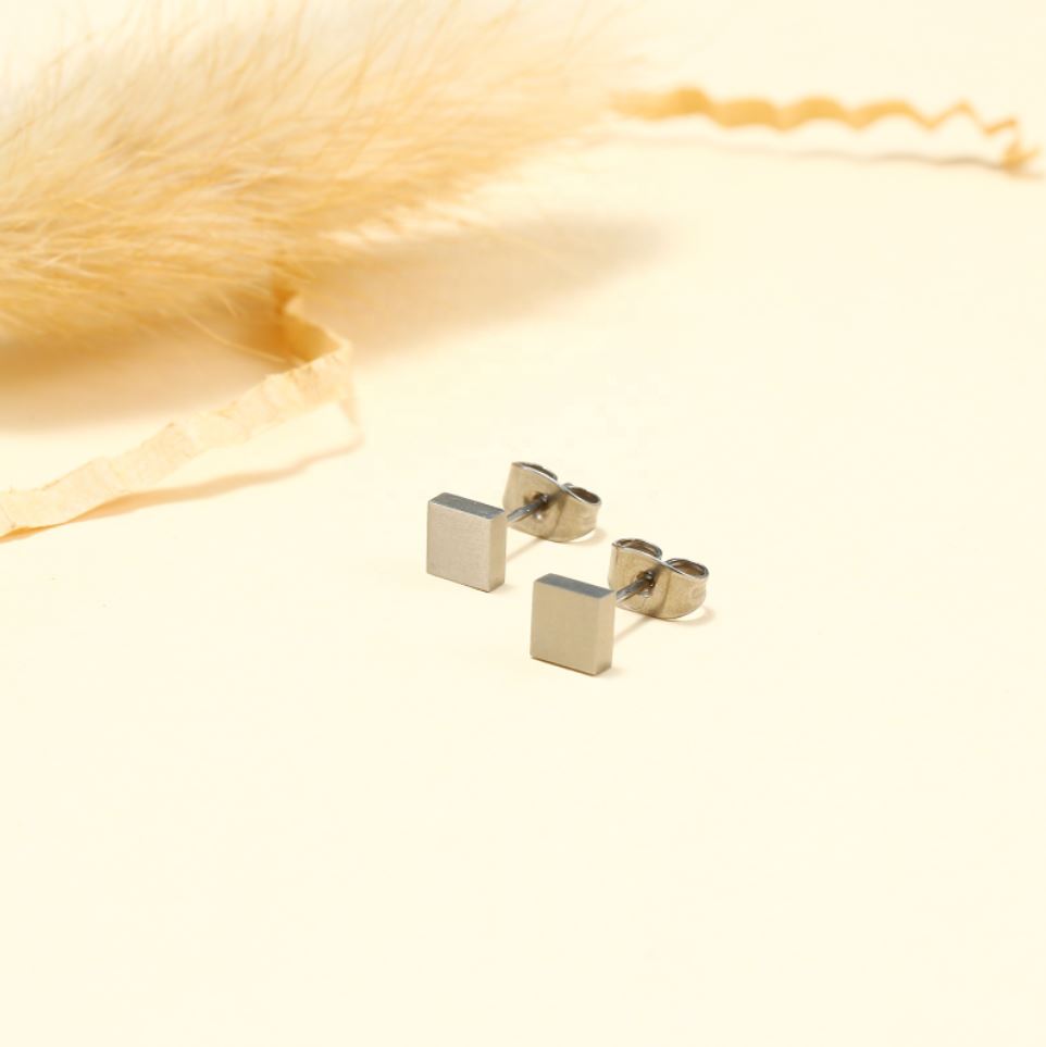 Square Titanium Stud Earrings, 100% Hypoallergenic, Sensitive ear
