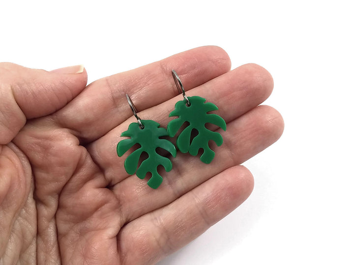 Monstera leaf dangle earrings - Hypoallergenic pure titanium and resin earrings