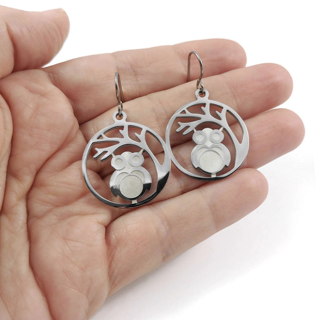 Silver owl dangle earrings - Pure titanium and stainless steel