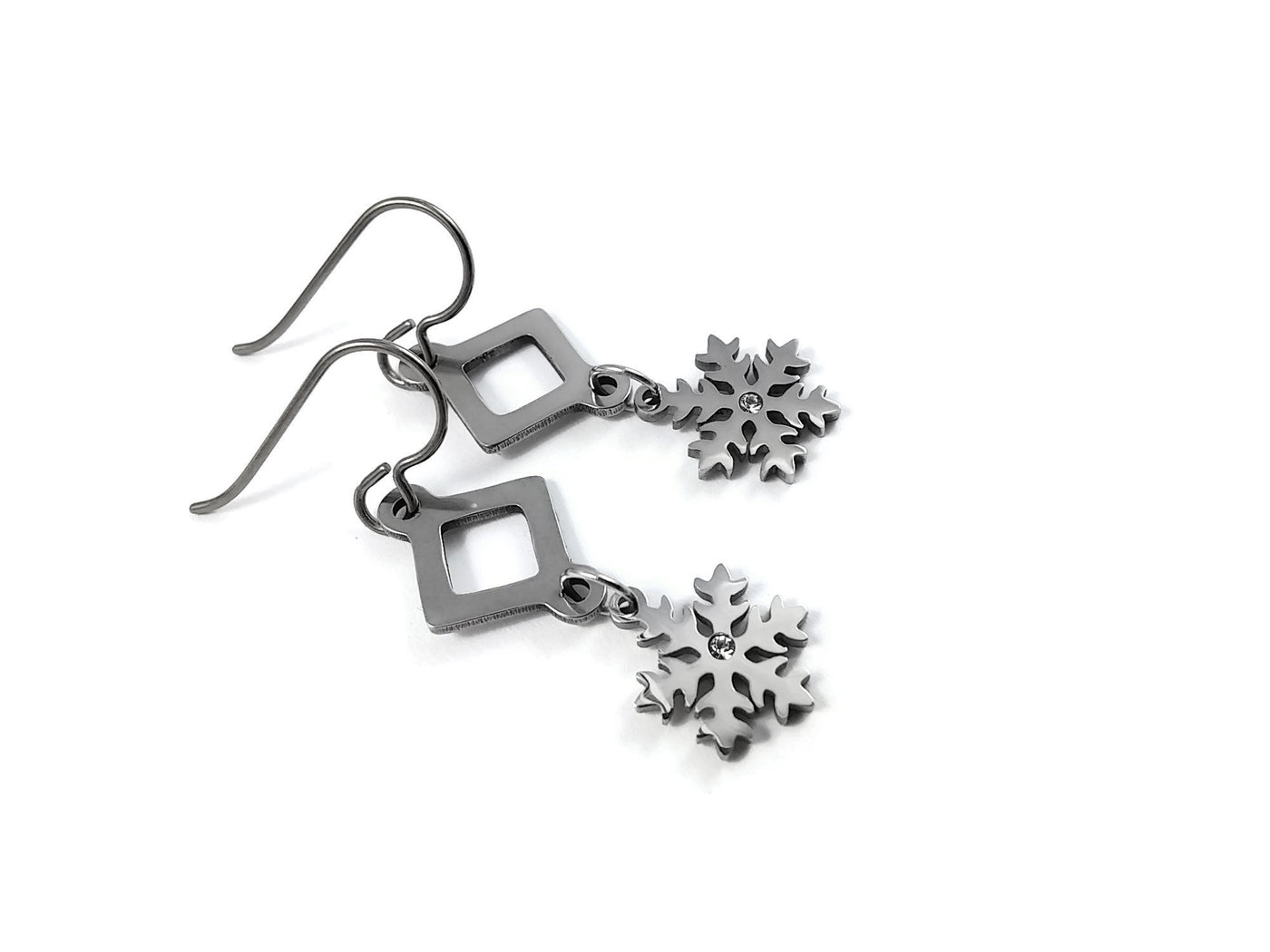 Snowflake silver dangle earrings - Hypoallergenic pure titanium, stainless steel and cubic zirconia