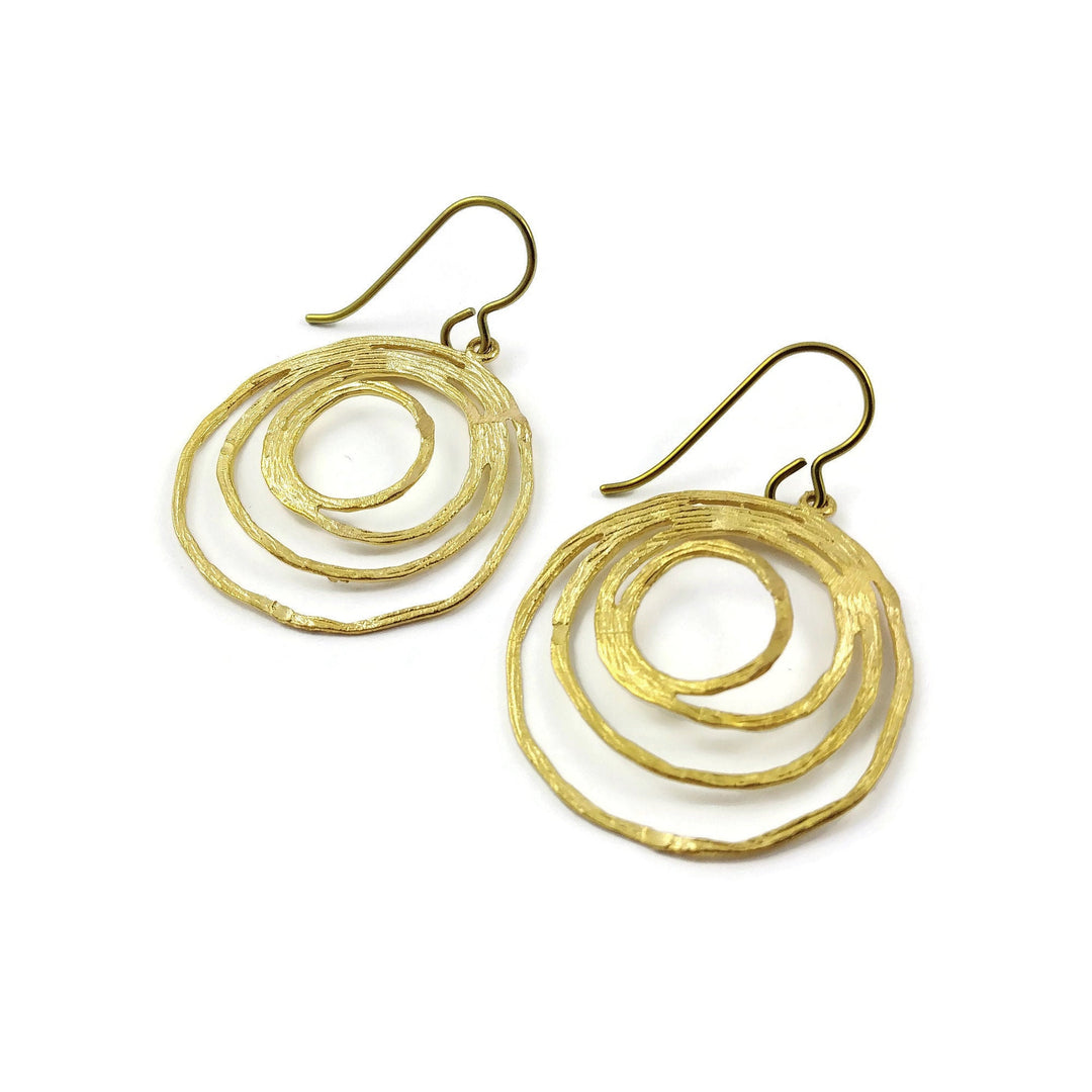 Gold organic circle dangle niobium earrings - Hypoallergenic nickel free, lead free and cadmium free