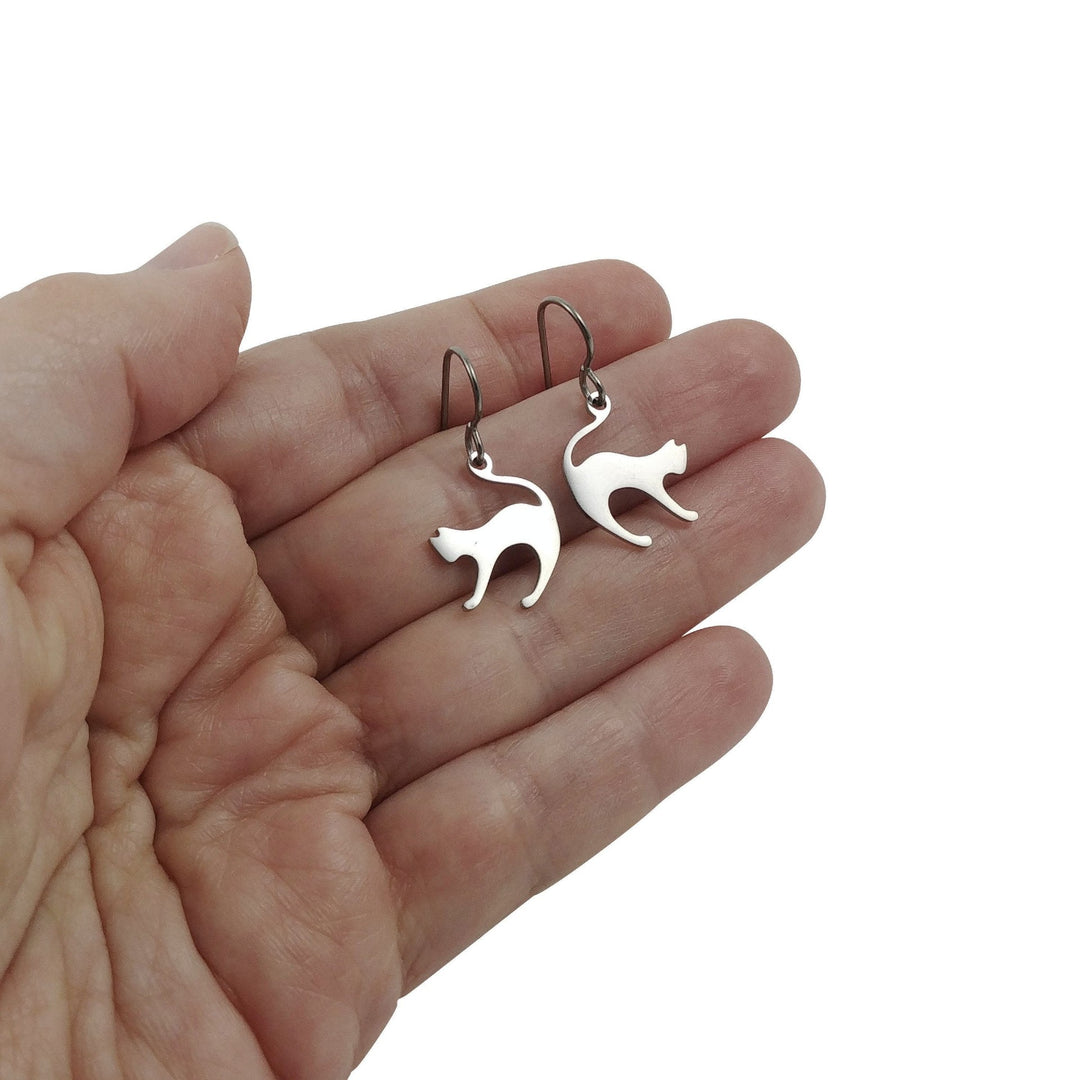 Small playfull cat dangle earrings