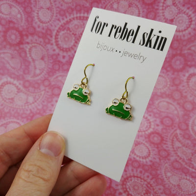 Cute frog dangle earrings, Hypoallergenic gold niobium jewelry, Frog lover enamel earrings