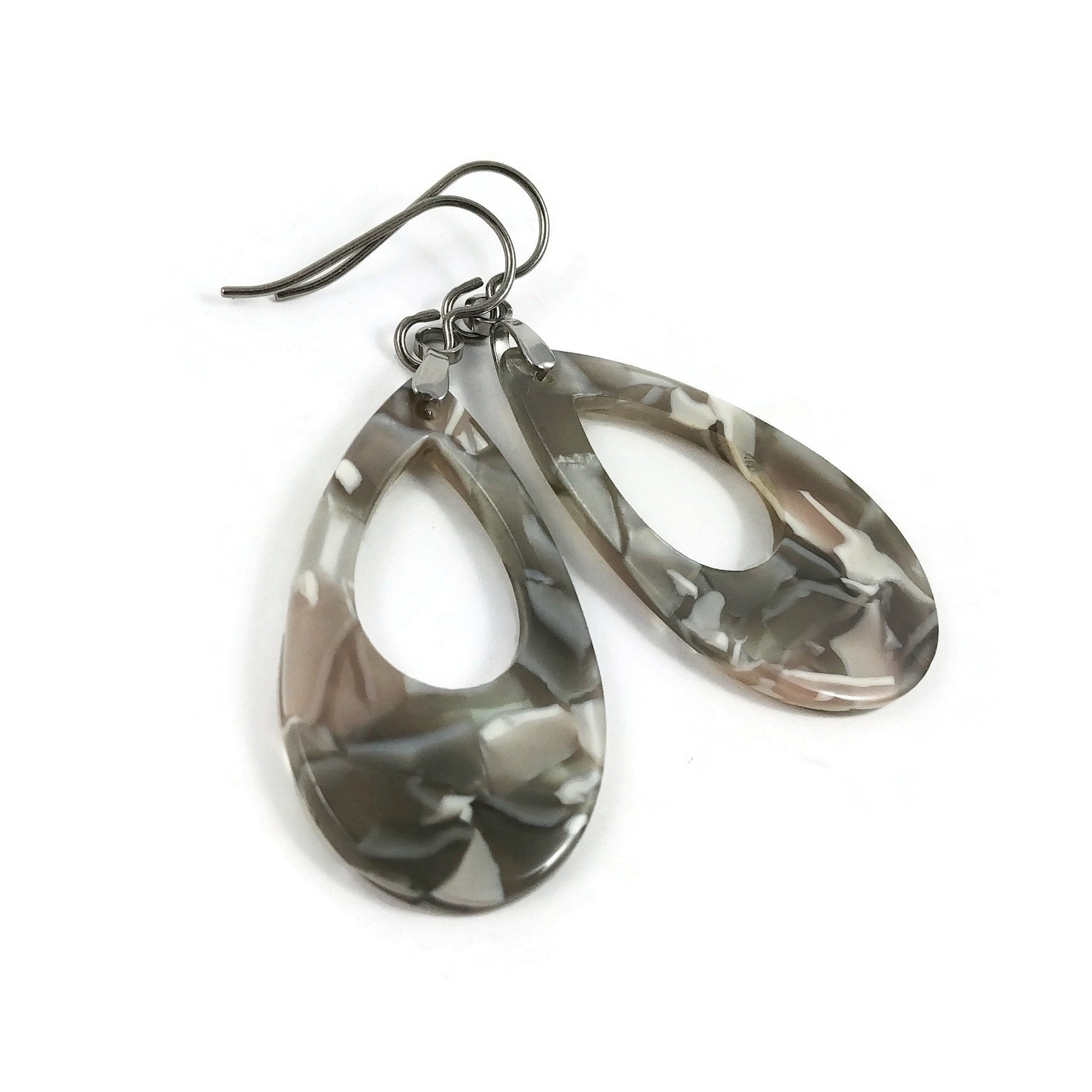 Acrylic earrings clearance for sensitive ears