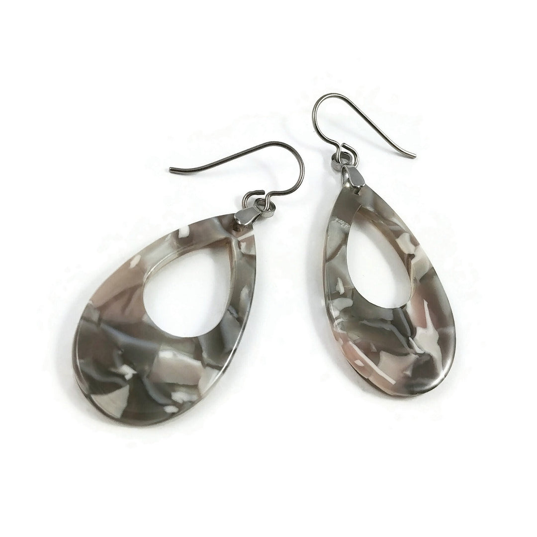 Grey oval drop earrings, Hypoallergenic pure titanium jewelry, Resin dangle earrings for sensitive ears