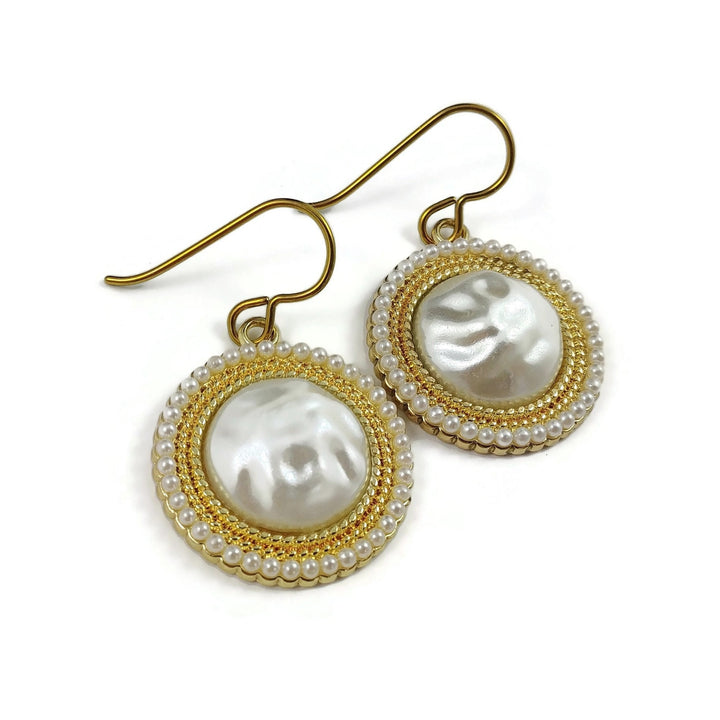 Statement pearl dangle earrings, Hypoallergenic pure niobium gold jewelry, Nickel free earring for sensitive ears