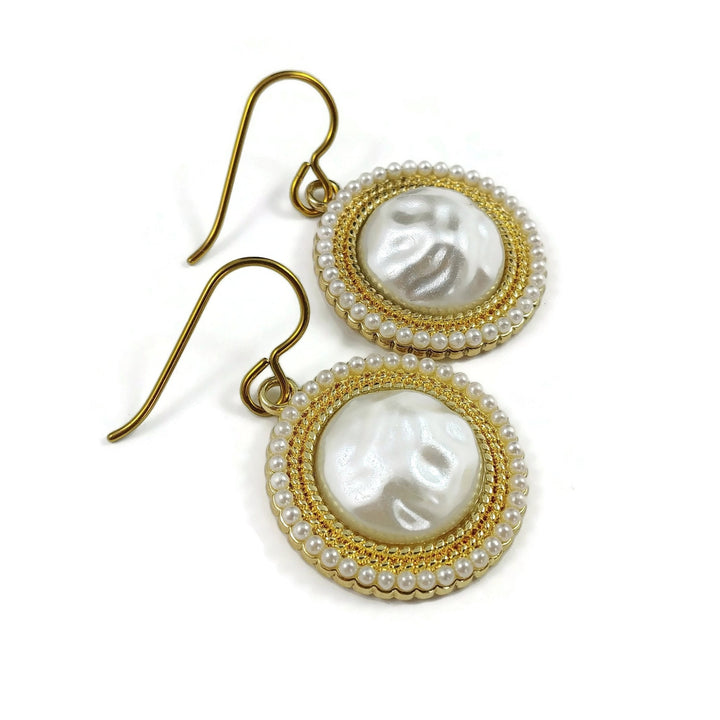 Statement pearl dangle earrings, Hypoallergenic pure niobium gold jewelry, Nickel free earring for sensitive ears