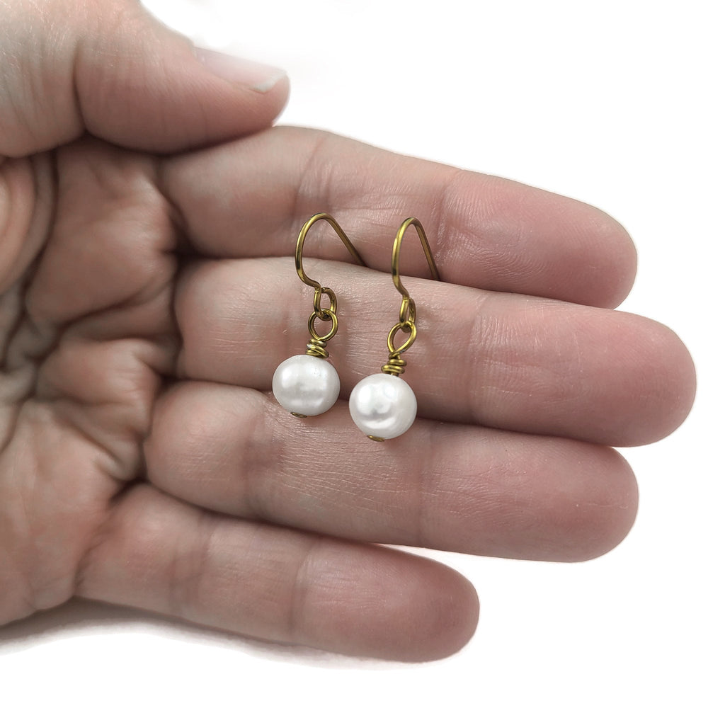 Real freshwater pearl drop earrings, Hypoallergenic pure niobium jewelry, Tarnish free gold