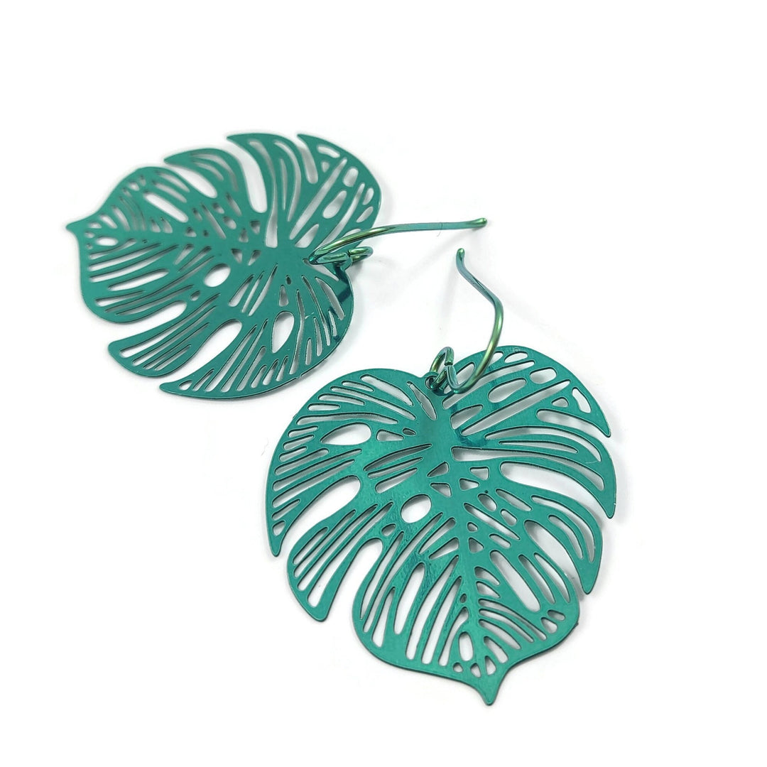 Palm leaf earrings, Green hollow niobium earrings, Lightweight tropical earrings, Monstera plant lover gift idea